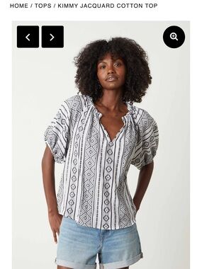 Velvet by Graham & Spencer Black and White Geometric Blouse